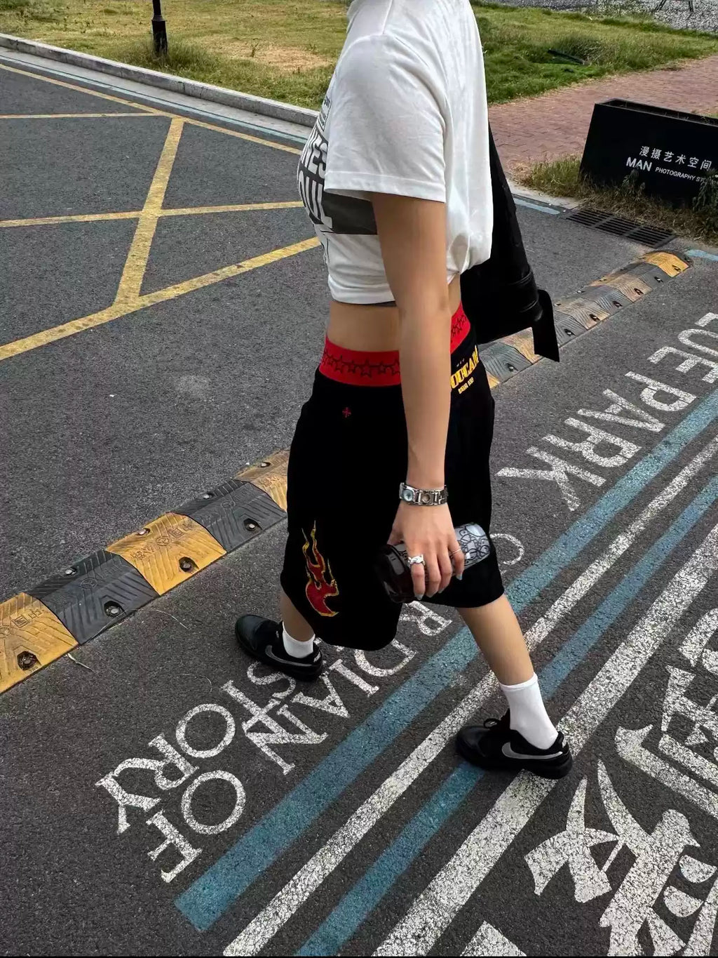 Flame Graphic Bermuda Shorts – Black Streetwear