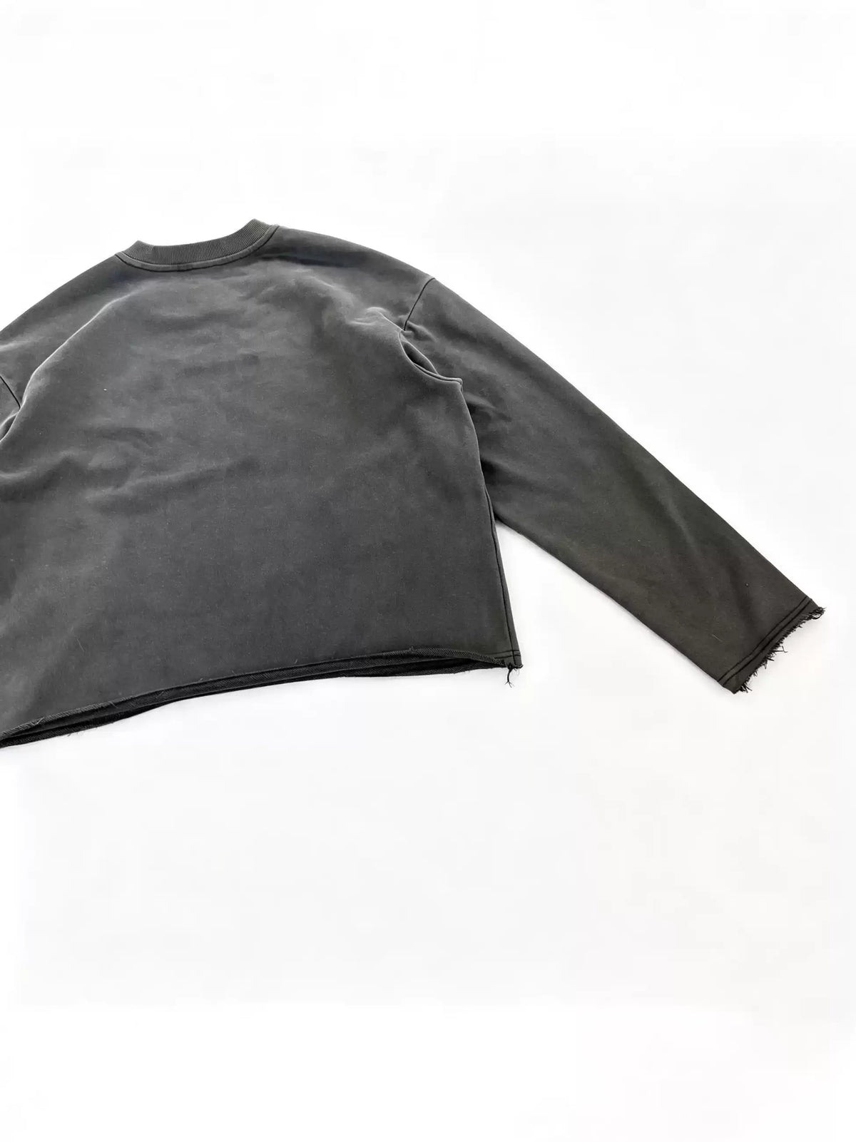 Washed Cropped Sweatshirt – Charcoal Grey Streetwear